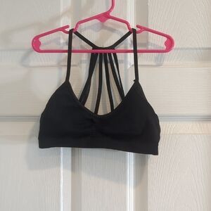 Chic Black Strappy Women's Bra